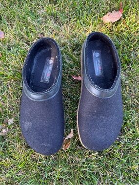 Haflinger Grizzly Women's Clog Slippers Black Wool Felt Slip-On EU 39